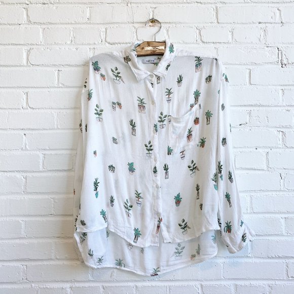 Obey Tops - ⚡️3/$25 ⚡️ OBEY NO 89 print shirt